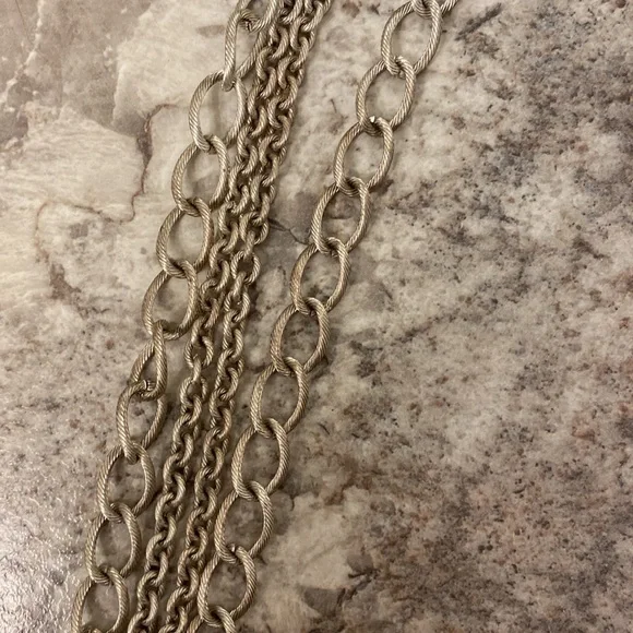 Necklaces - Picture 4 of 5